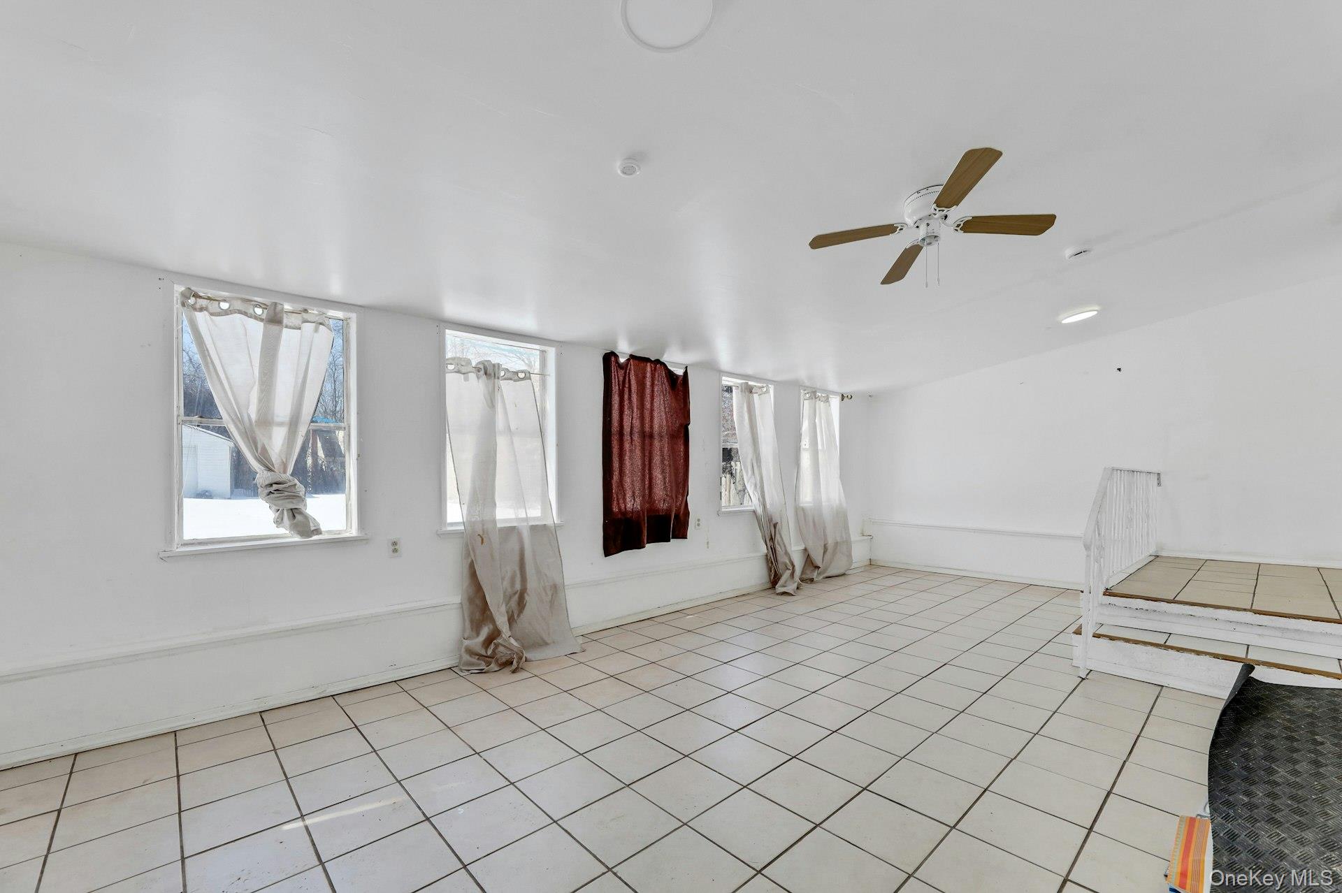 18 Ridge Road, Congers, NY 10920