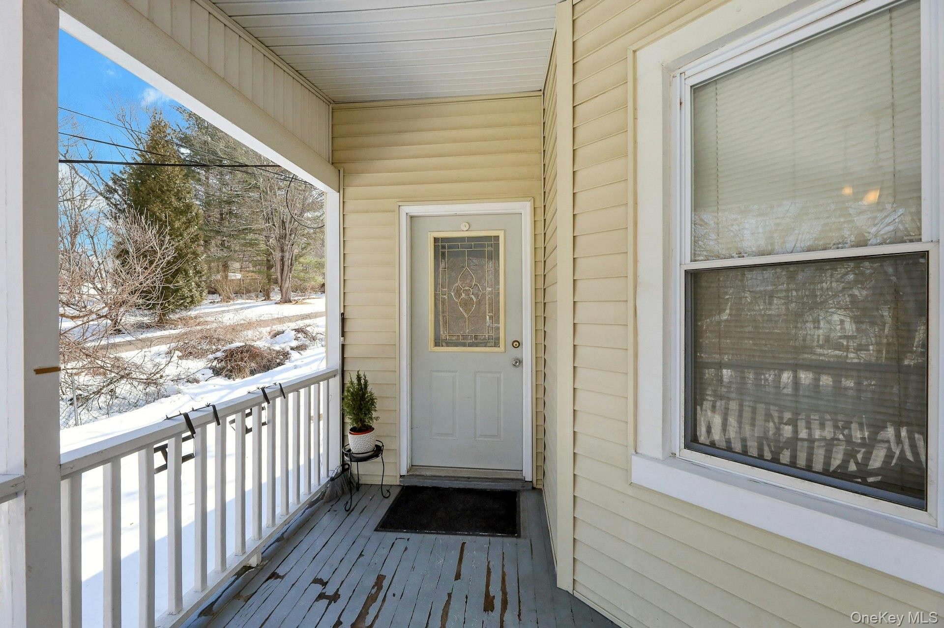 65 Lake Road, Valley Cottage, NY 10989