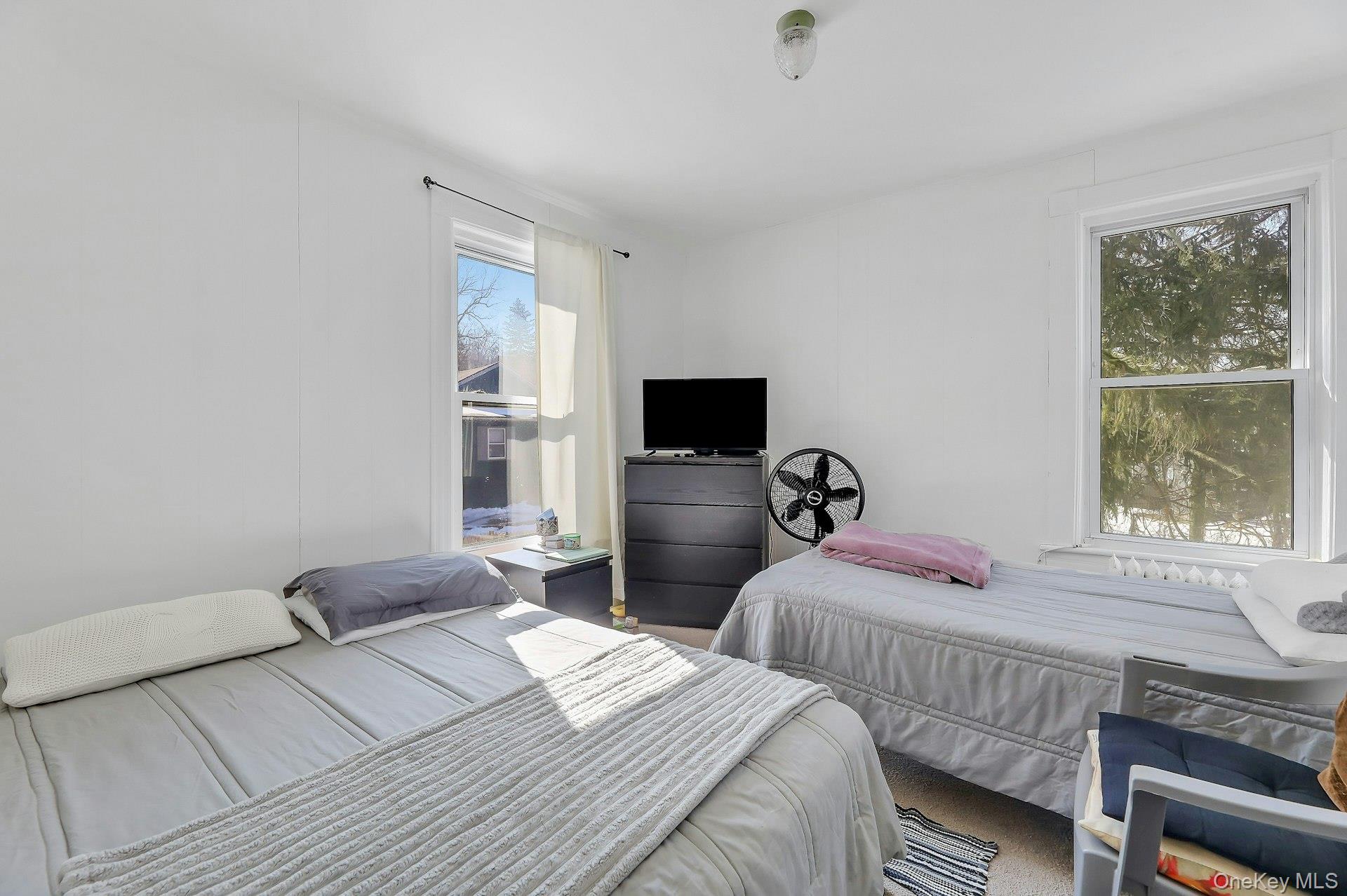 65 Lake Road, Valley Cottage, NY 10989