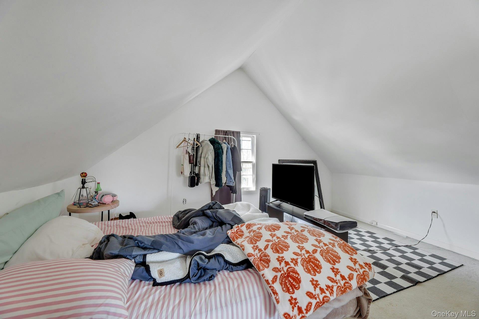 65 Lake Road, Valley Cottage, NY 10989