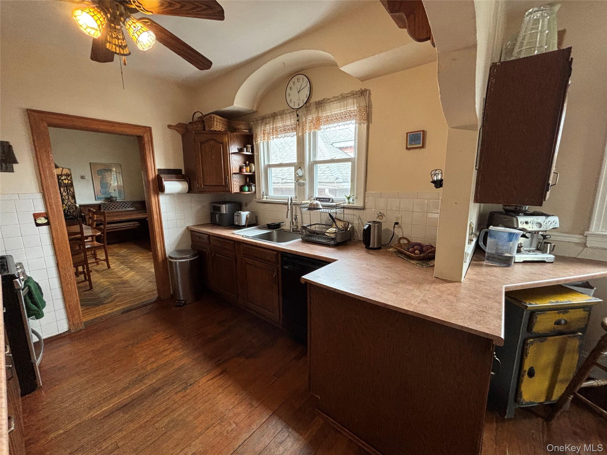 329 E Chester Street, Long Beach, NY 11561