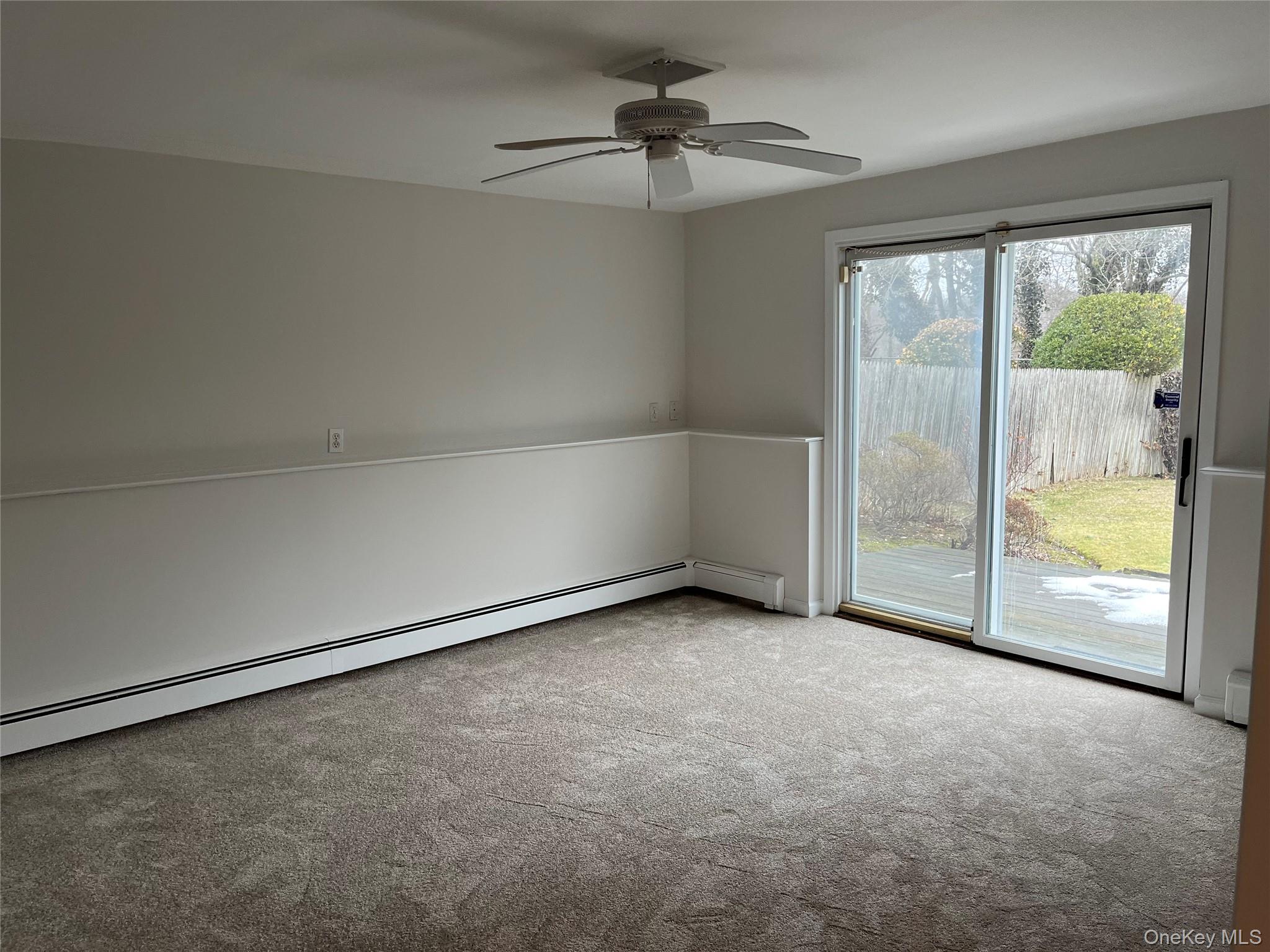 43 Floyd Place, East Norwich, NY 11732