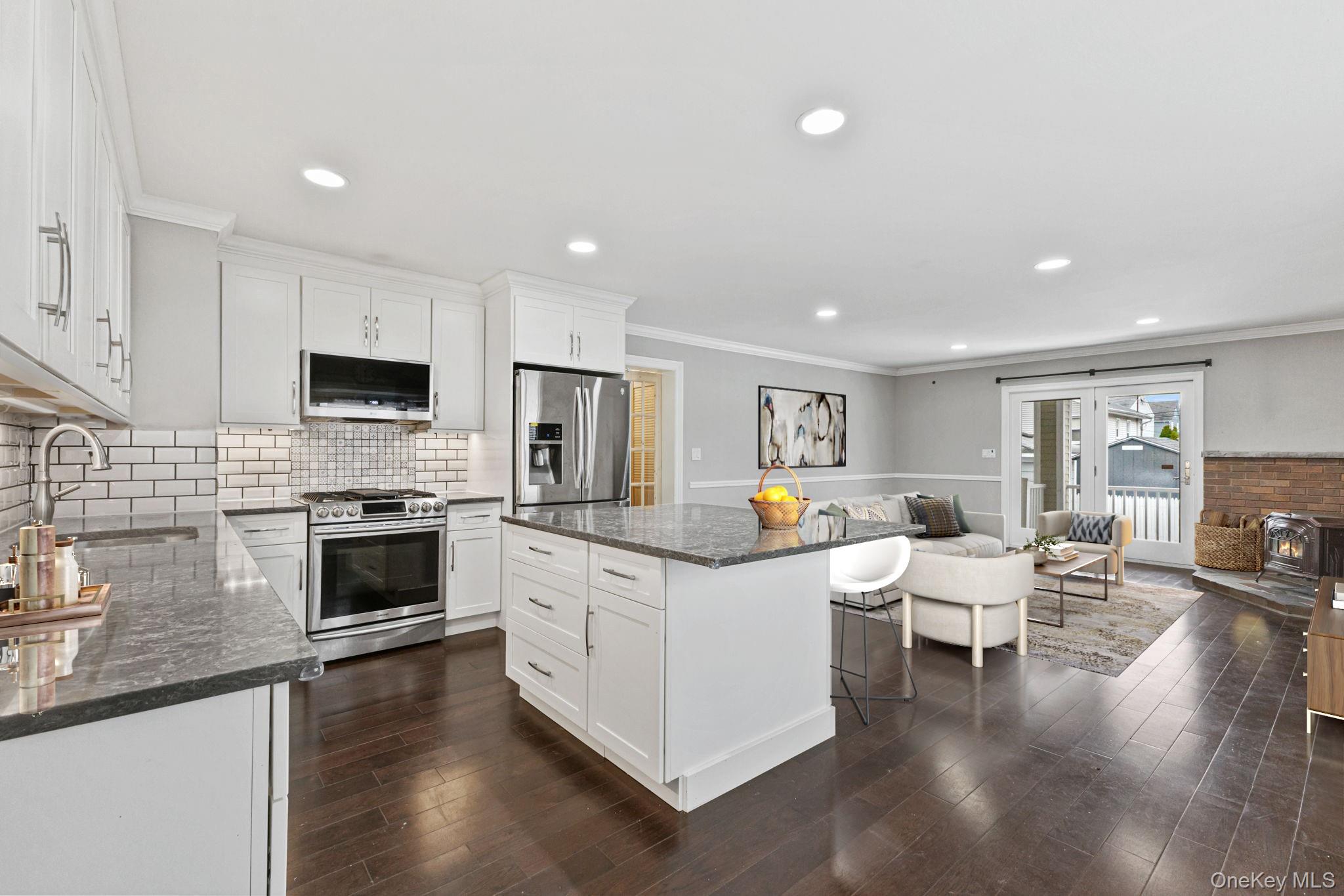 43 Clifford Place # 43, Harrison, NY 10528