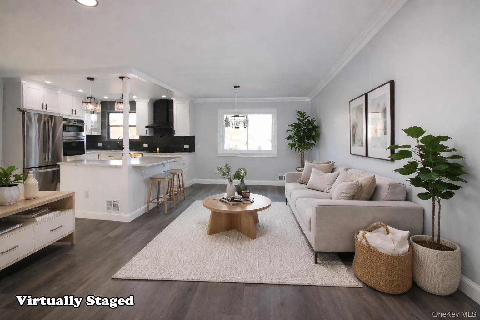 26 Circle Lane, Bay Shore, NY 11706