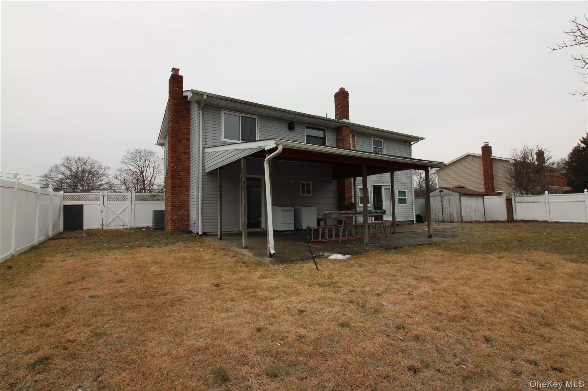 26 Circle Lane, Bay Shore, NY 11706