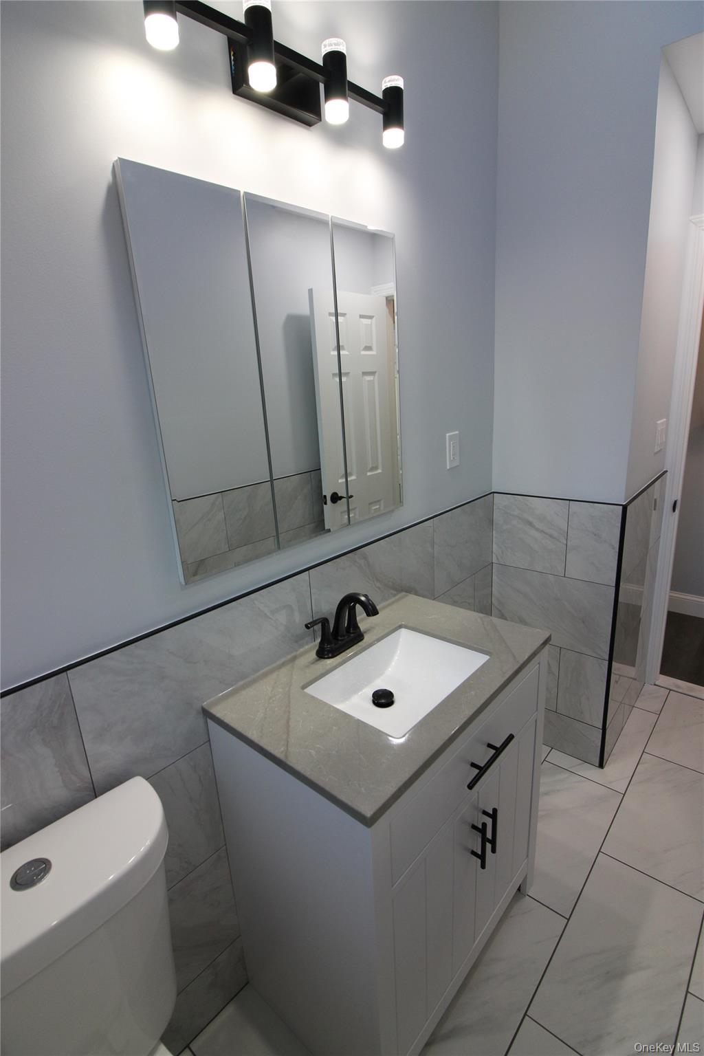 26 Circle Lane, Bay Shore, NY 11706