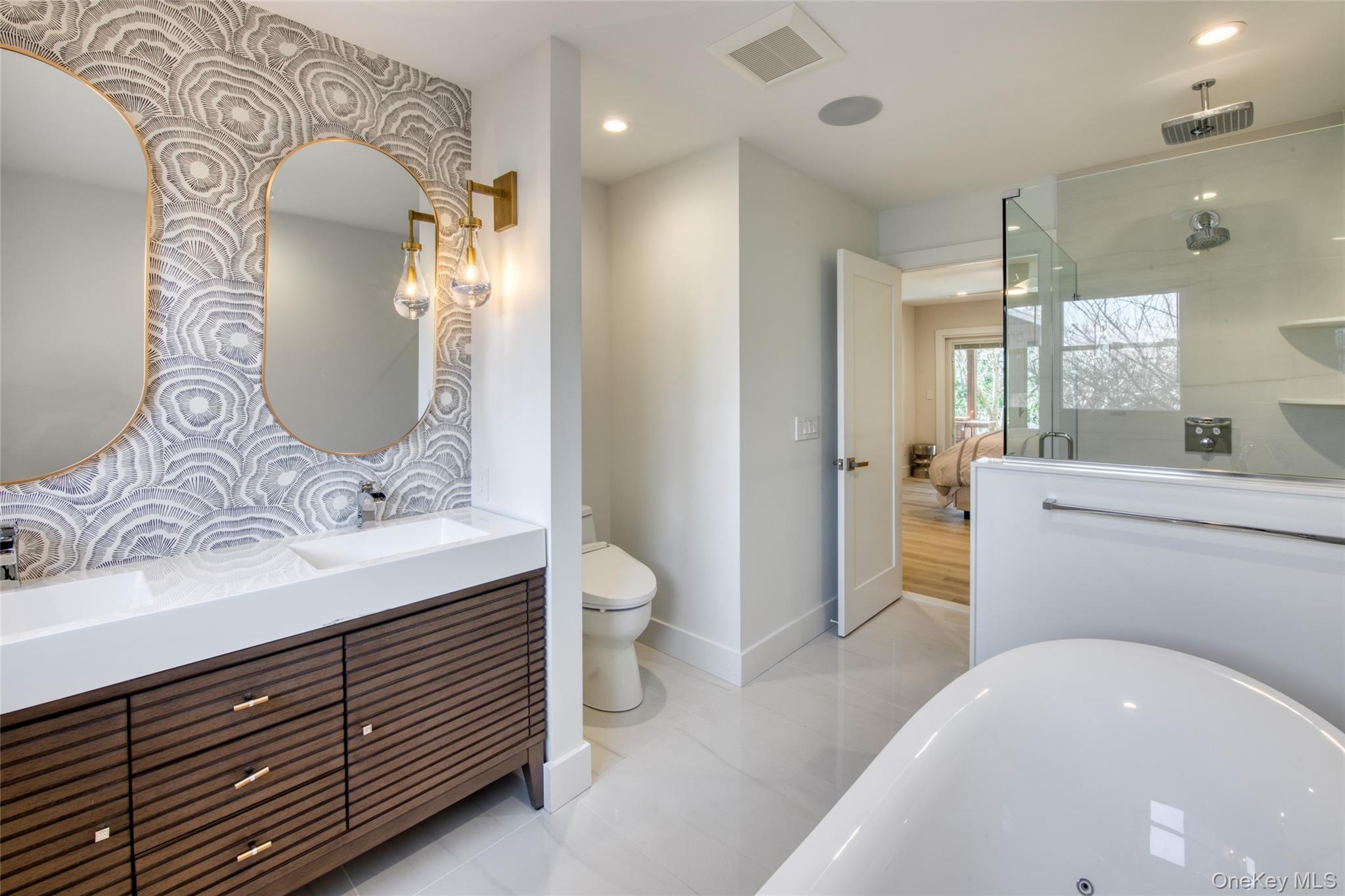 32 Library Avenue, Westhampton Beach, NY 11978