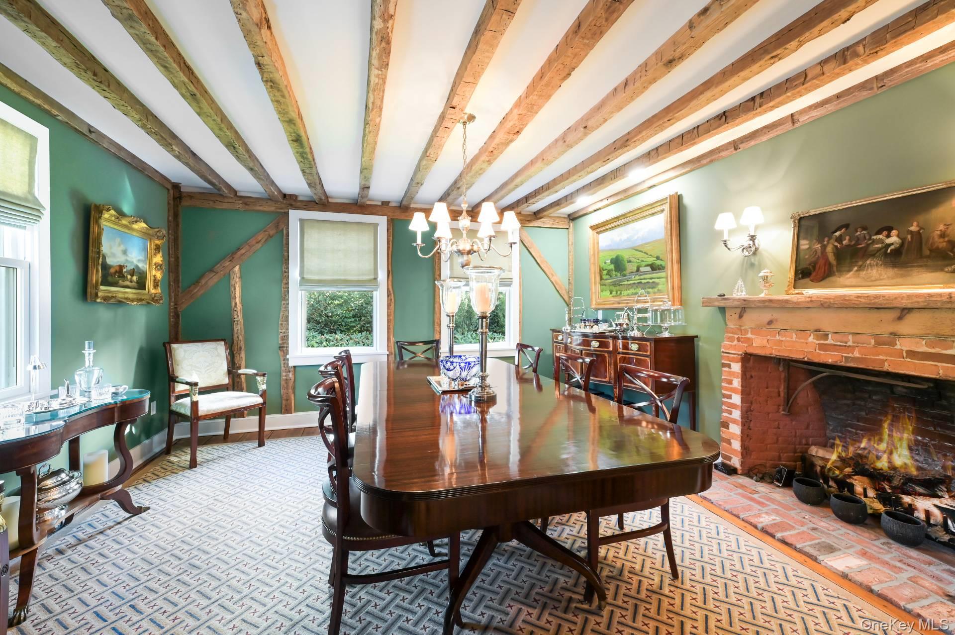 137 Montauk Highway, Quogue, NY 11959