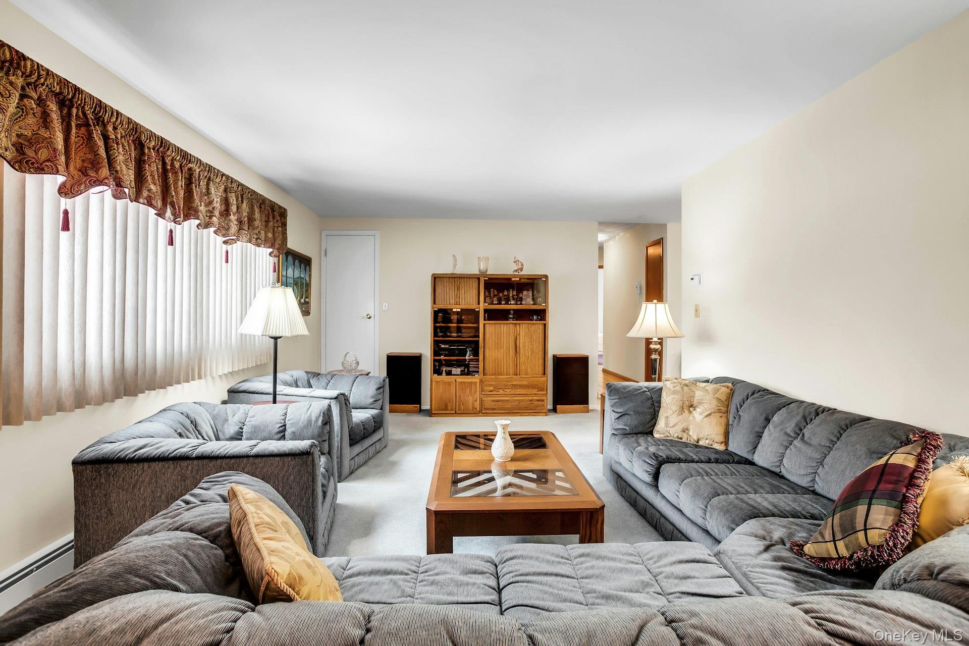 893 Connetquot Avenue, Islip Terrace, NY 11752