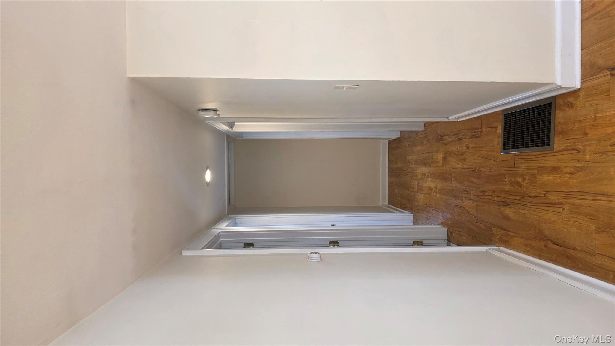 60 E Market Street, Red Hook, NY 12571