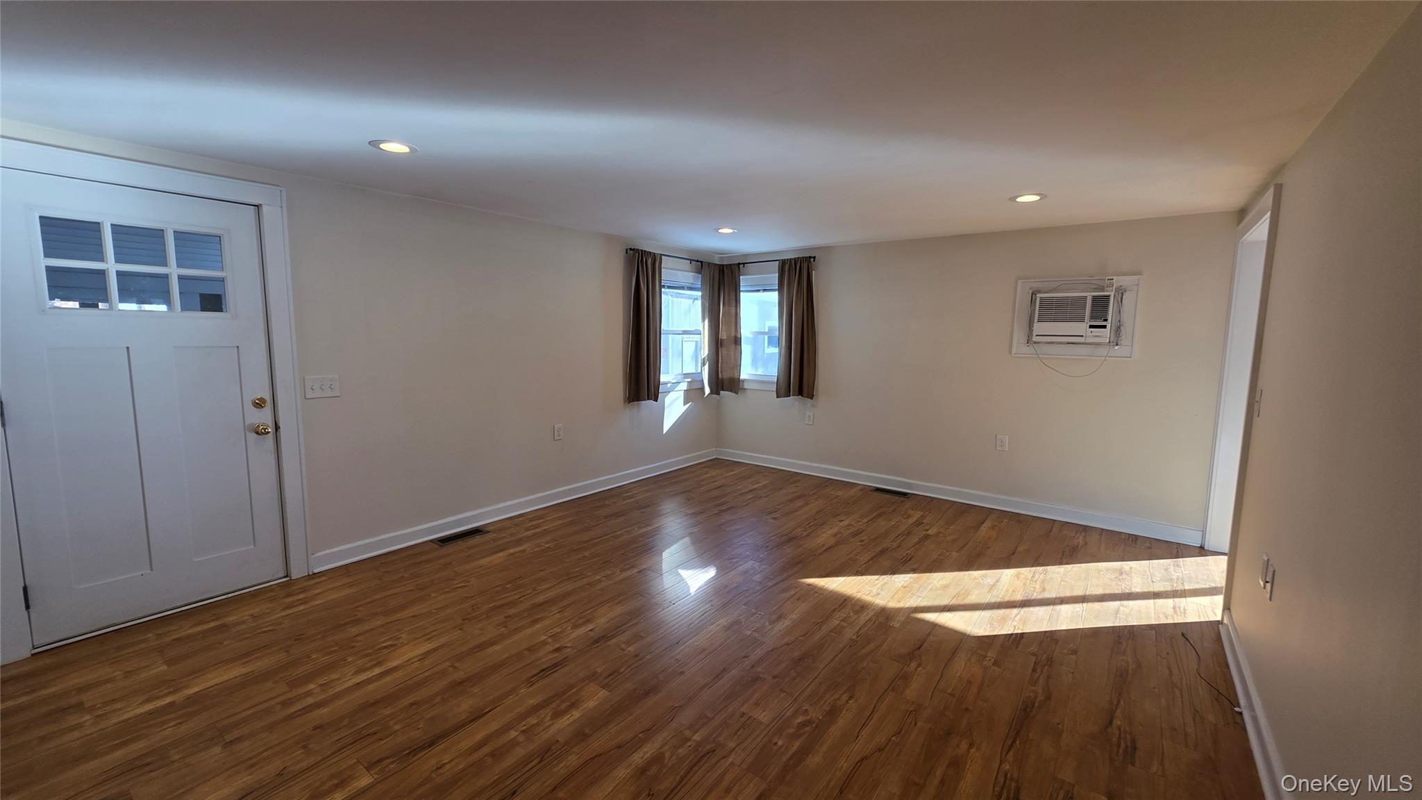 60 E Market Street, Red Hook, NY 12571