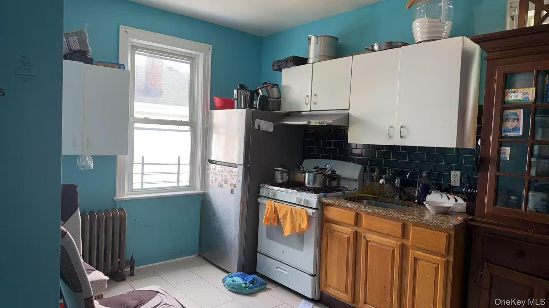 4131 95th Street, Elmhurst, NY 11373