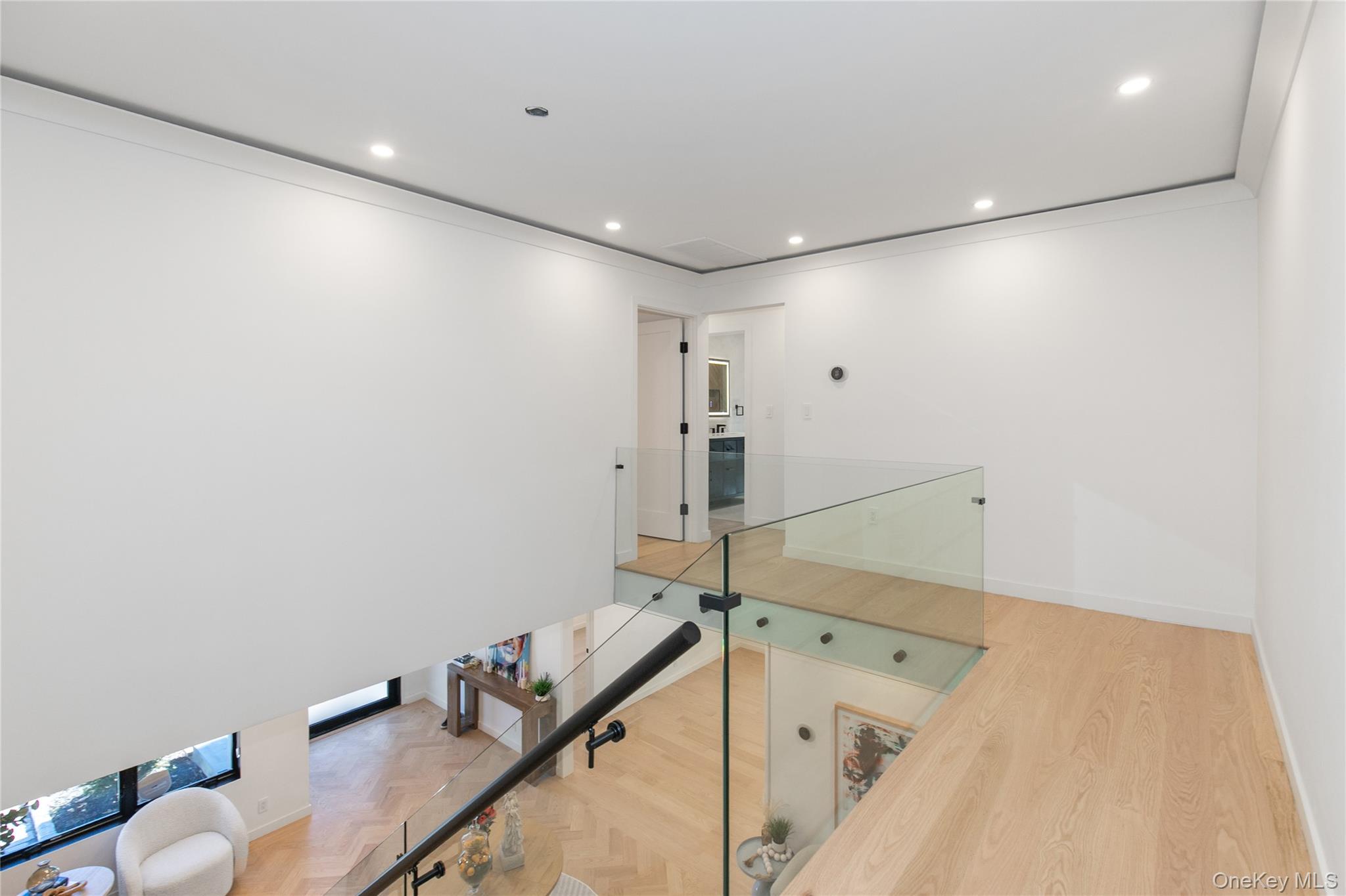 1 Bentley Road, Great Neck, NY 11023