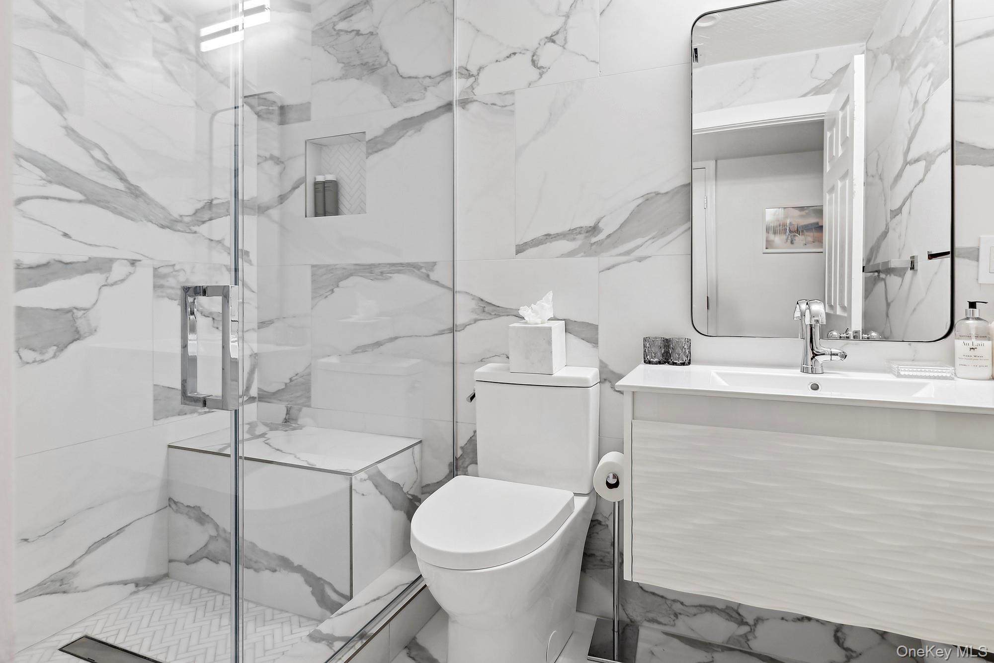 5 Cowhill Lane, Wainscott, NY 11975