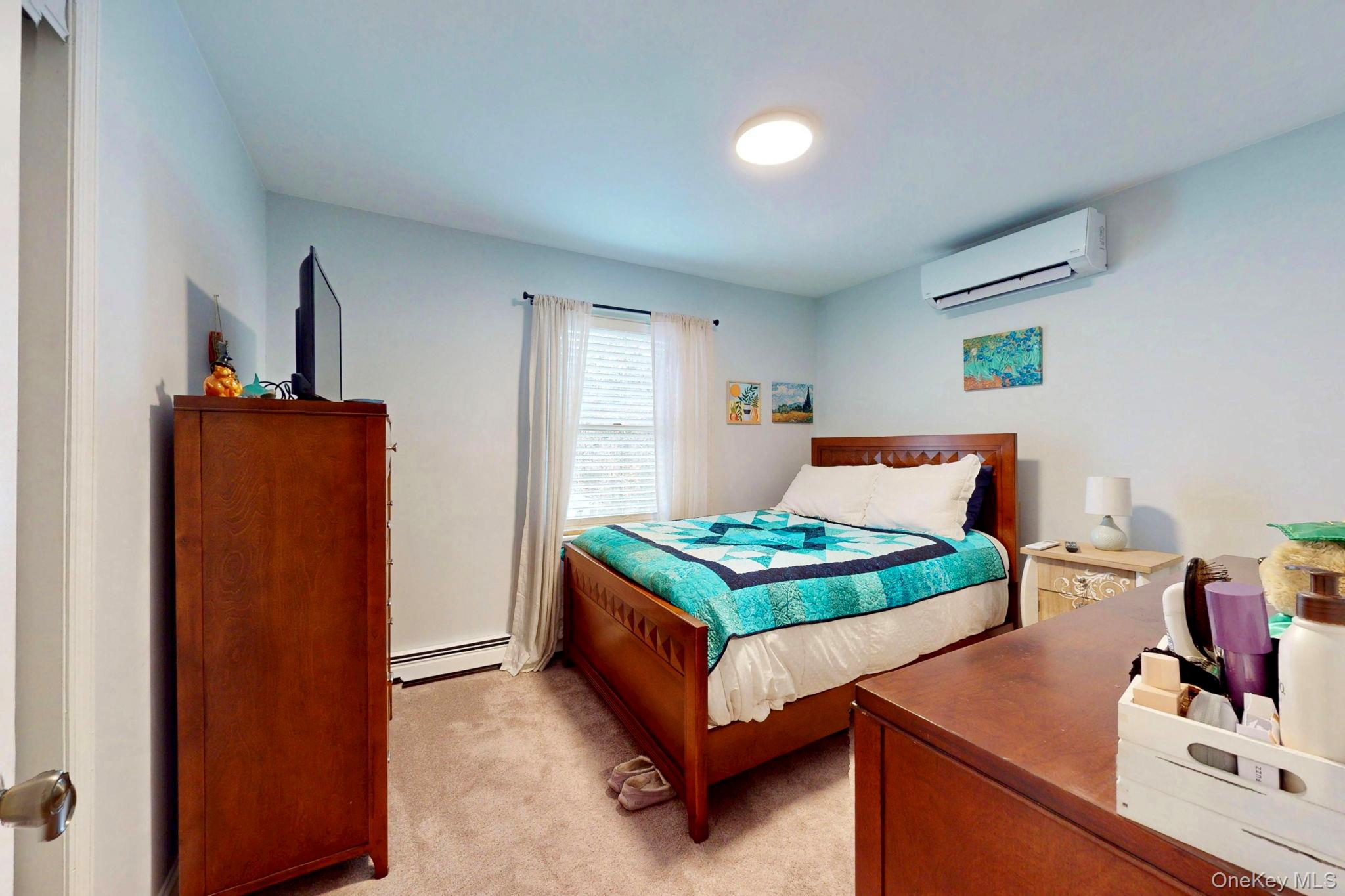 10 Finneran Lane, Pine Bush, NY 12566