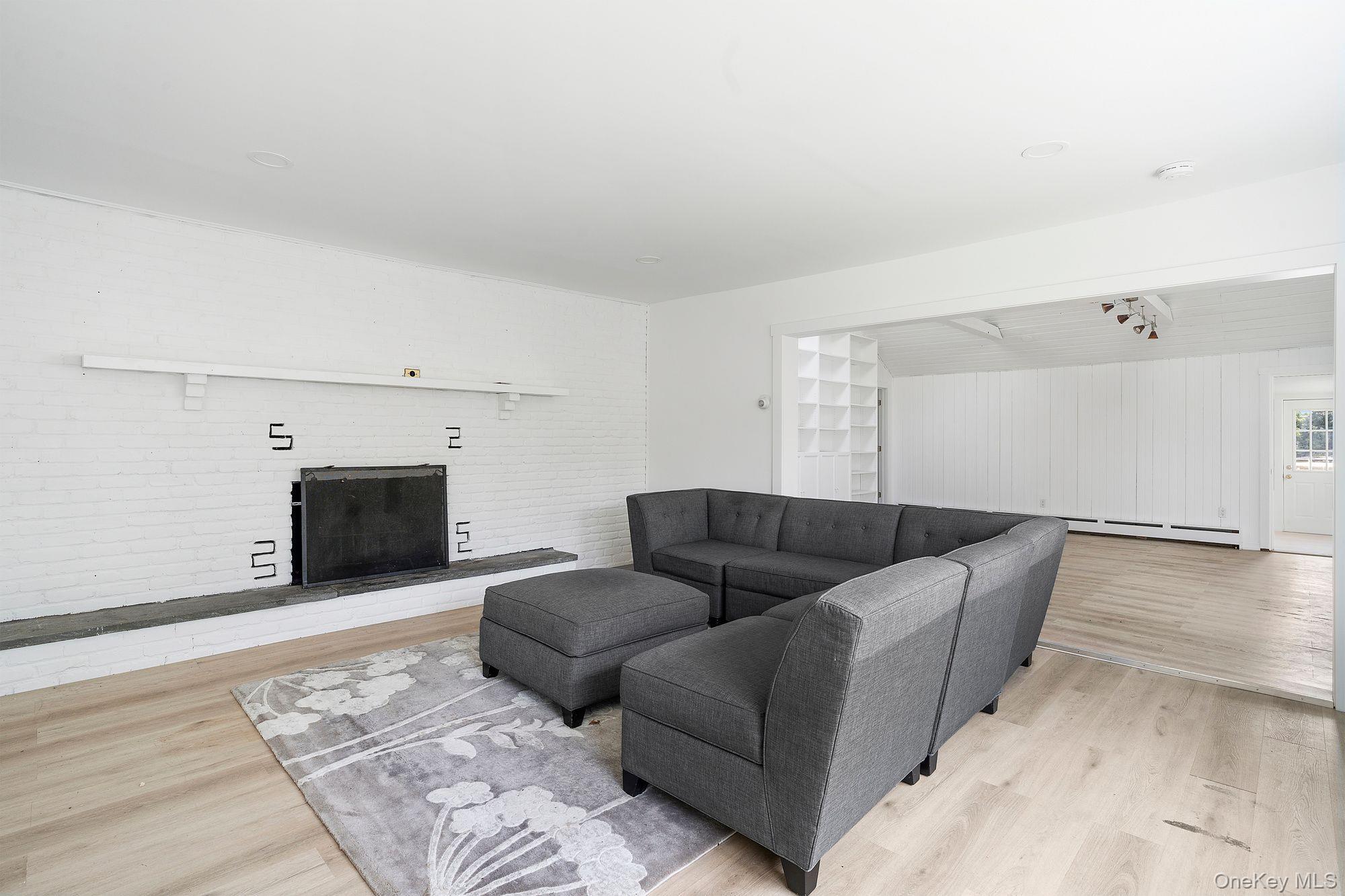 35 Gardners Lane, Hampton Bays, NY 11946