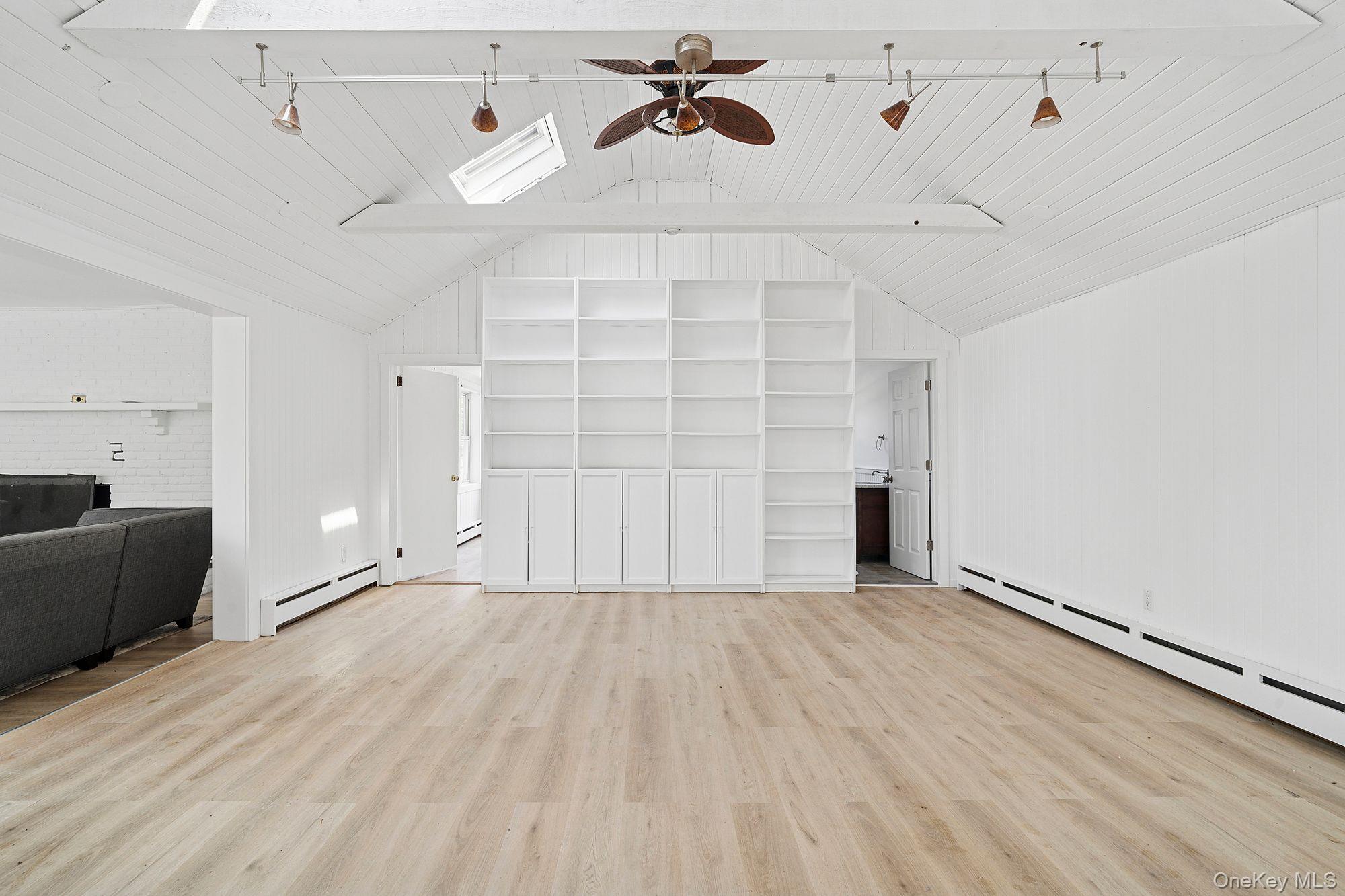 35 Gardners Lane, Hampton Bays, NY 11946