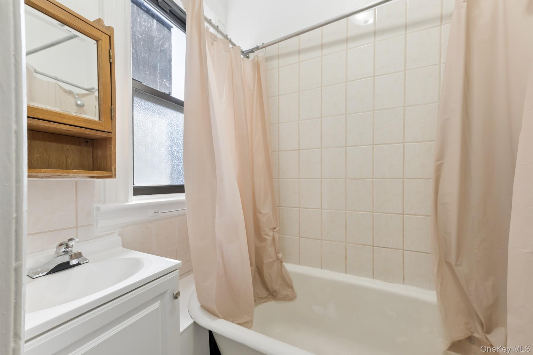 1811 Centre Street, Ridgewood, NY 11385