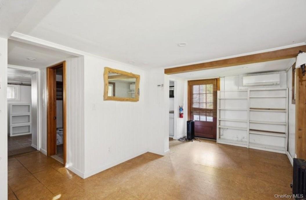 127 Inlet Road W, Hampton Bays, NY 11946