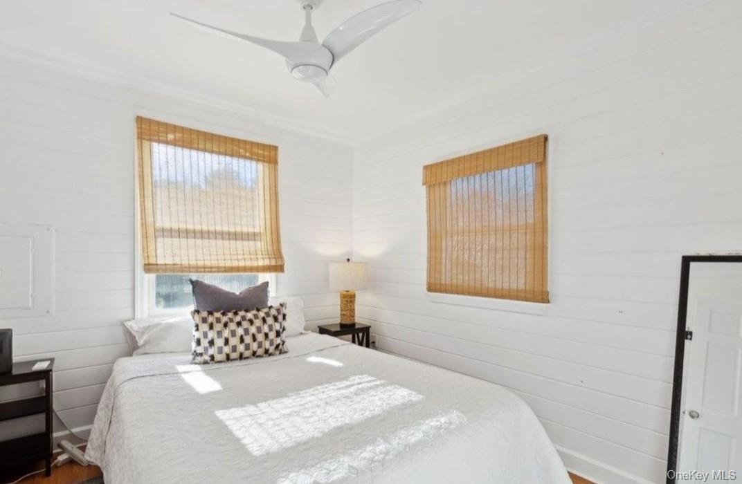 127 Inlet Road W, Hampton Bays, NY 11946