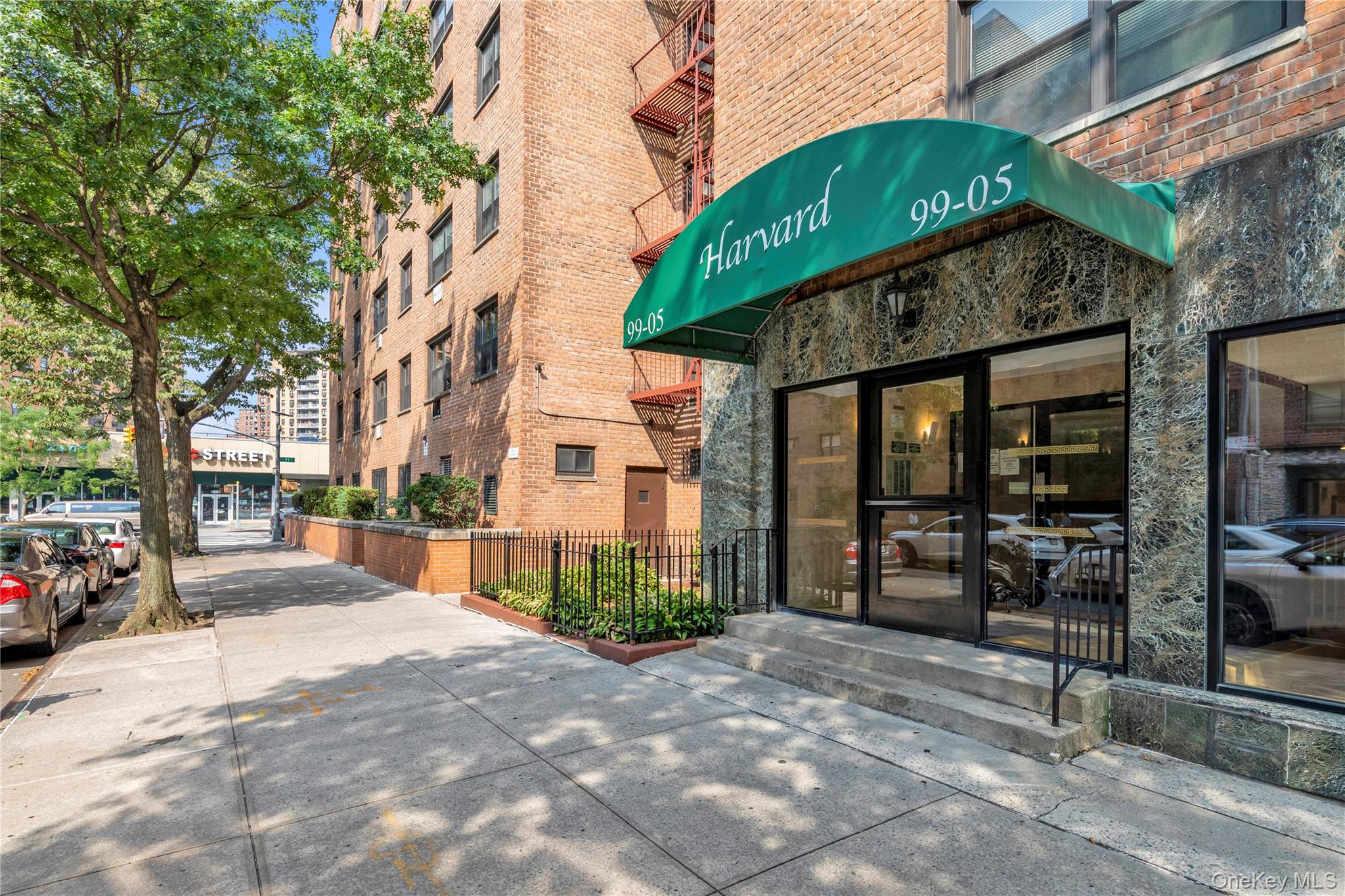 99-05 59 Ave Ave # 6B, Corona, NY 11368