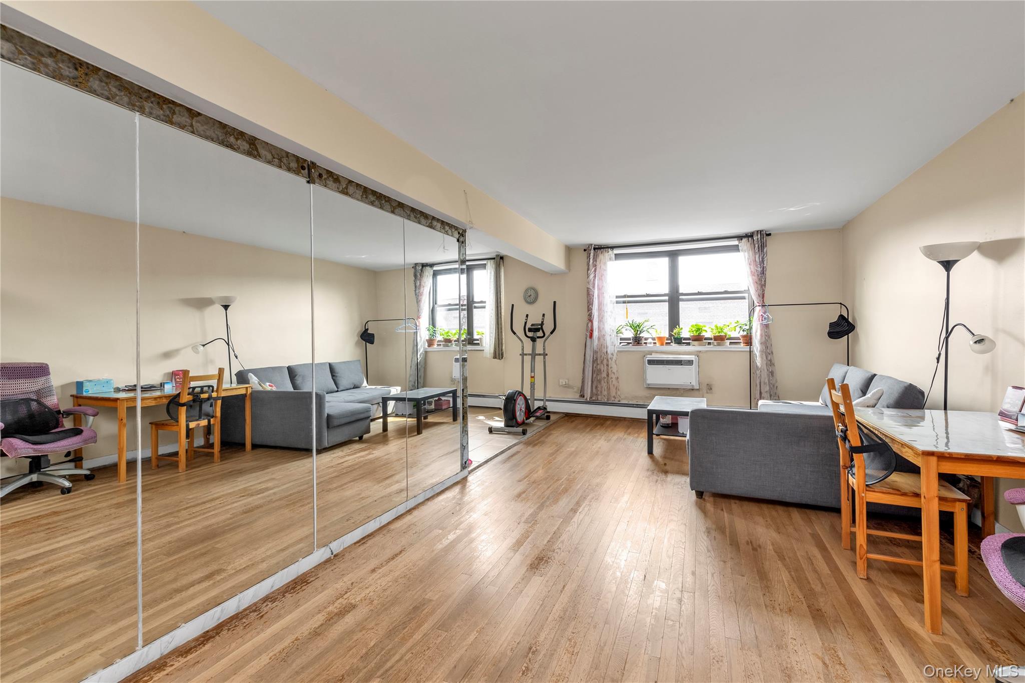 99-05 59 Ave Ave # 6B, Corona, NY 11368