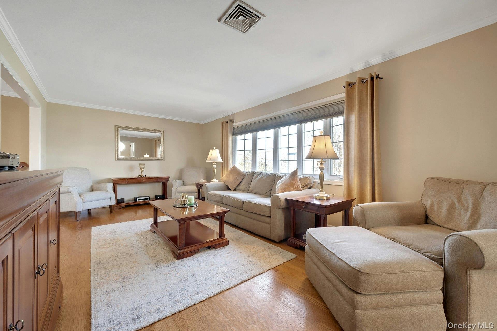 142 Bell Road, Scarsdale, NY 10583