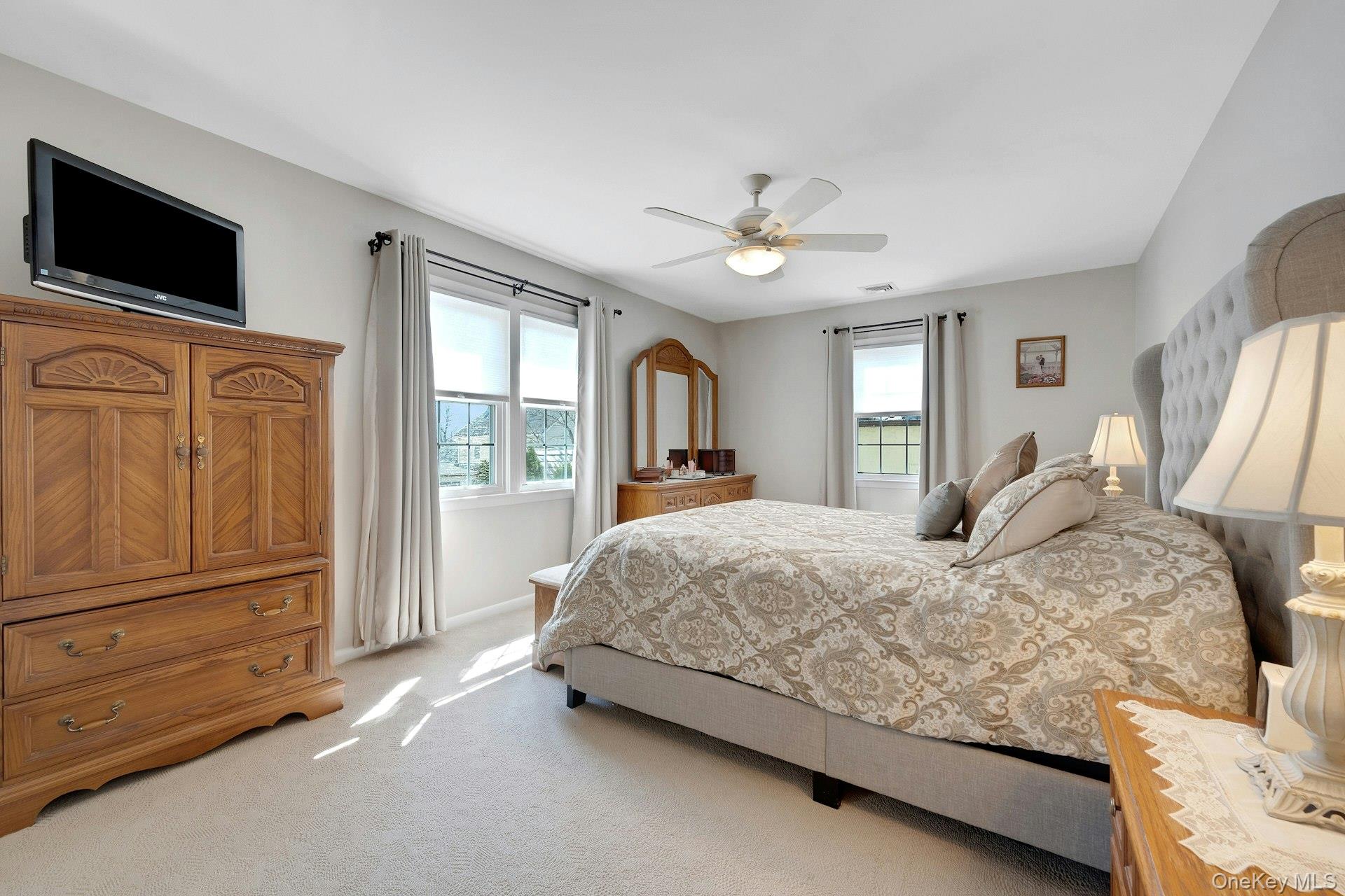 142 Bell Road, Scarsdale, NY 10583