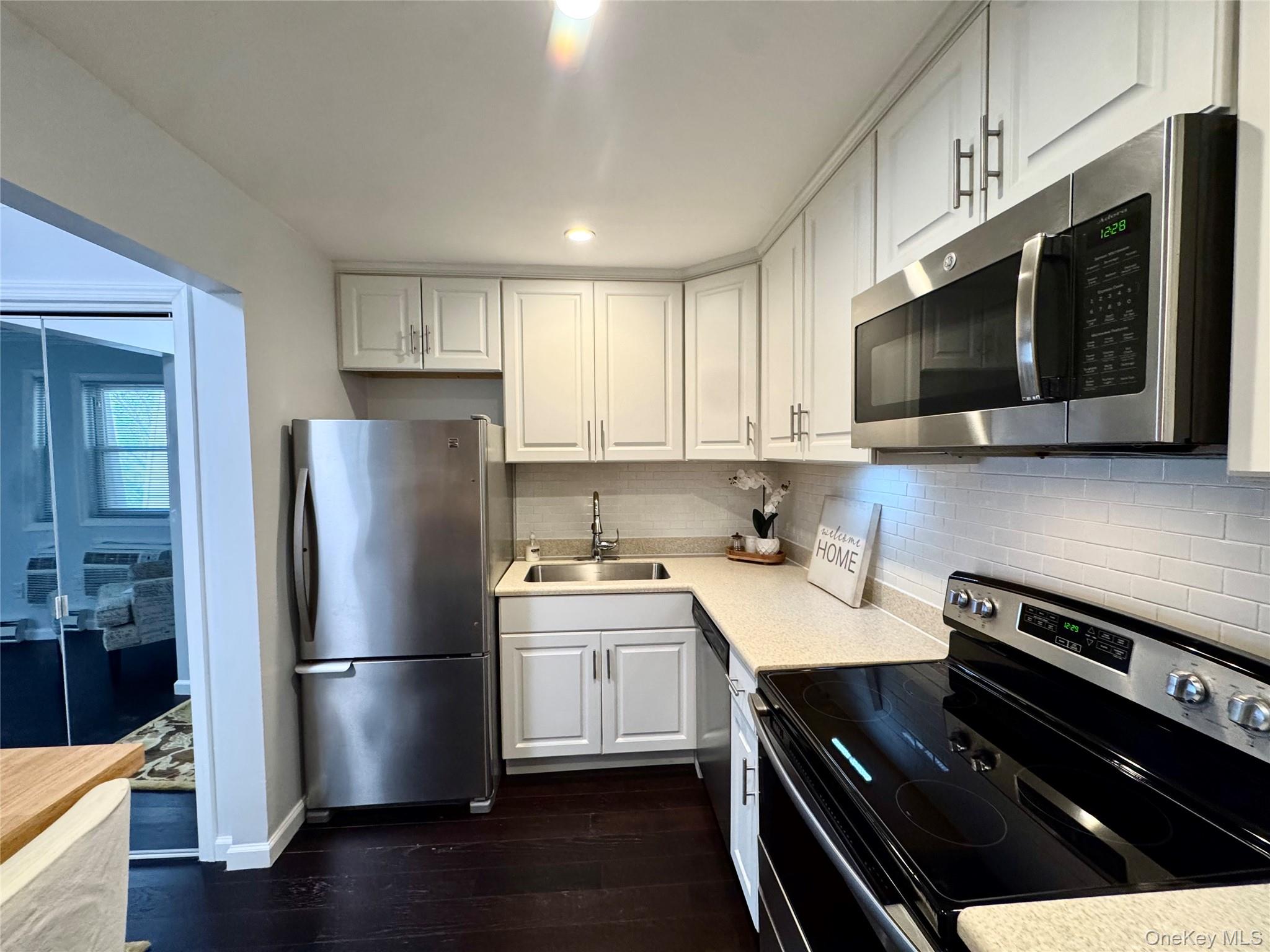 634 Fox Run Lane, Carmel, NY 10512