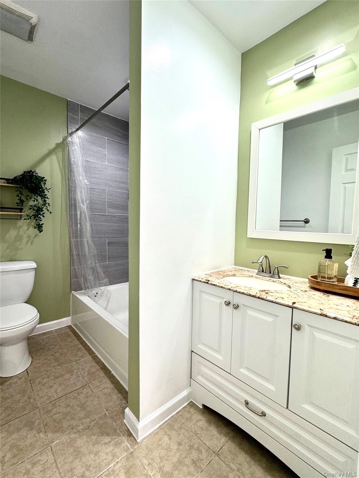 634 Fox Run Lane, Carmel, NY 10512