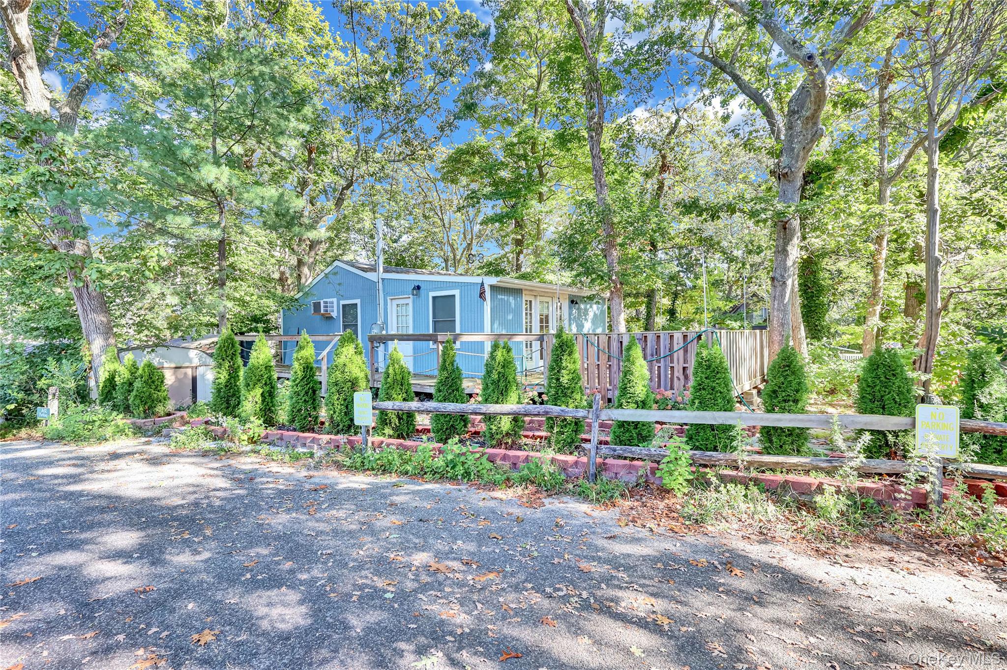 28 Hillcrest Drive, Baiting Hollow, NY 11933