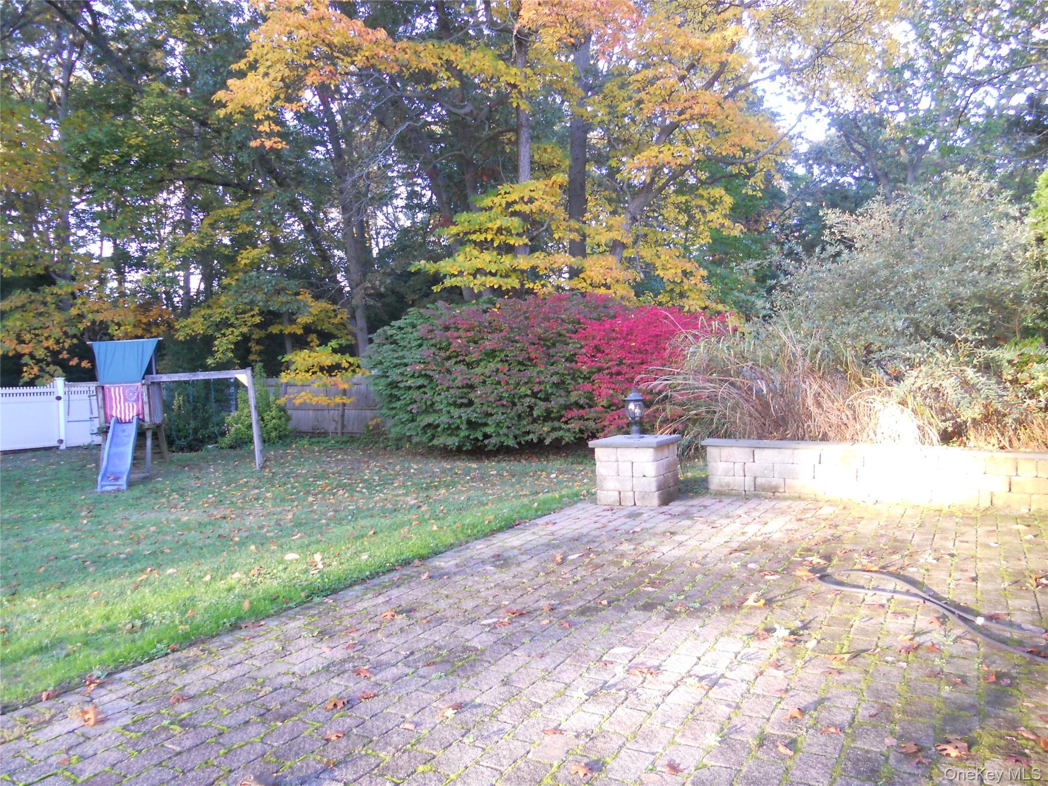 East Setauket, NY 11733