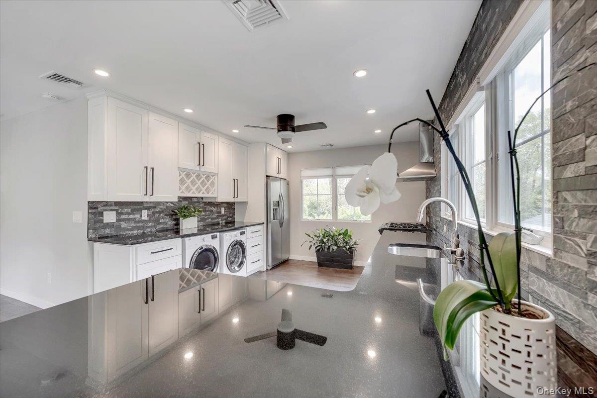 10 Sandhage Drive, Pearl River, NY 10965