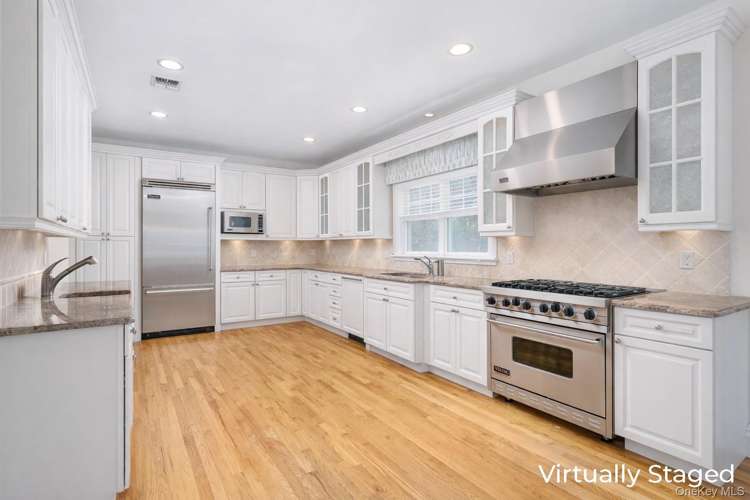 3 Whispering Fields Court, Water Mill, NY 11976