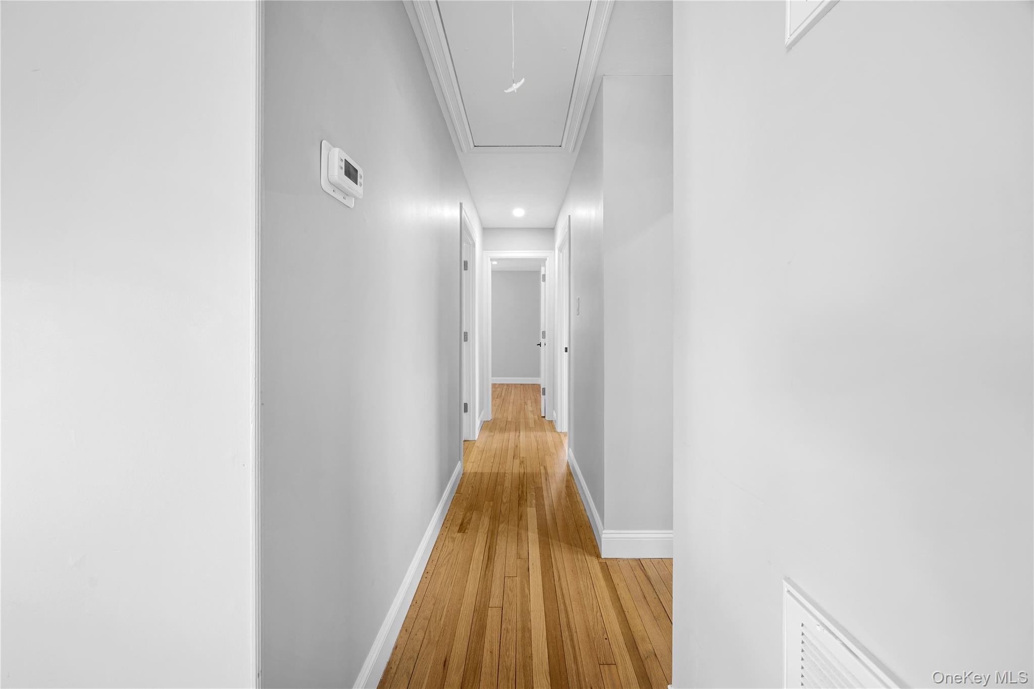 89 Harvest Lane, Commack, NY 11725