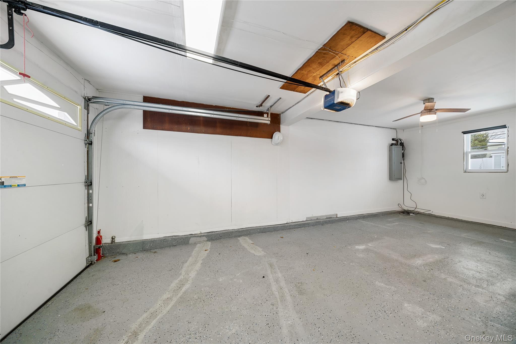 89 Harvest Lane, Commack, NY 11725