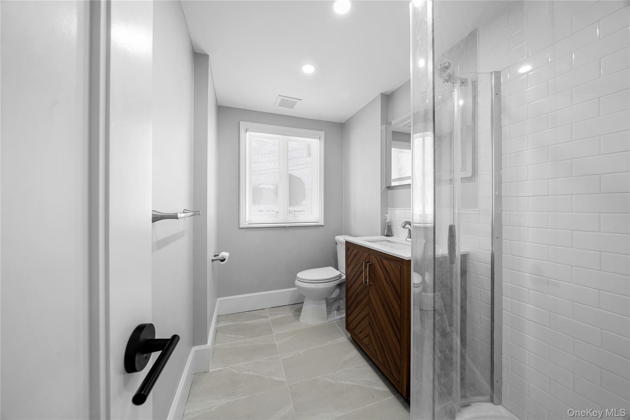 89 Harvest Lane, Commack, NY 11725