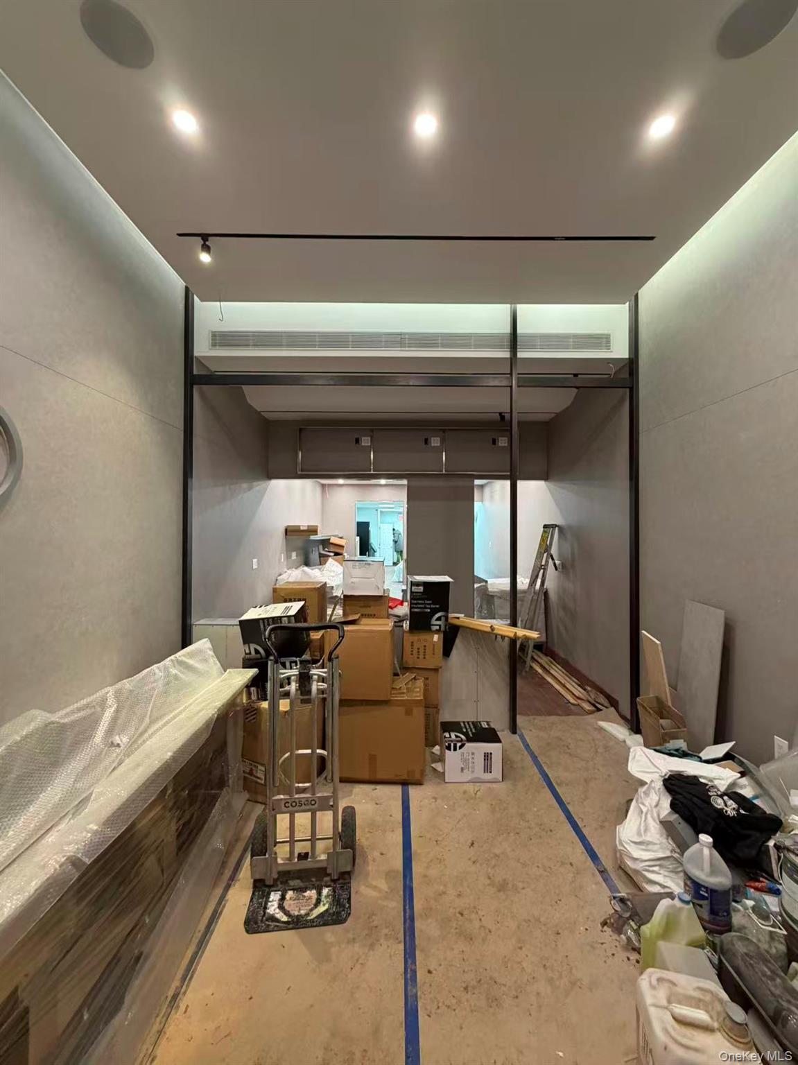 42-08 Bell Blvd, Bayside, NY 11361