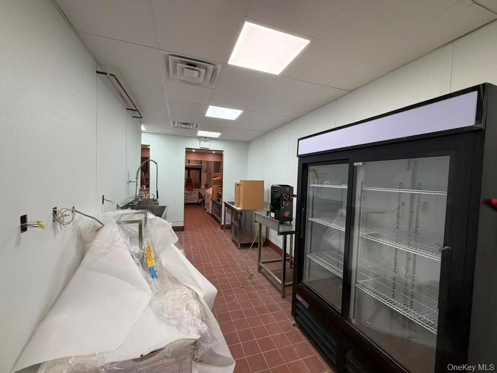 42-08 Bell Blvd, Bayside, NY 11361