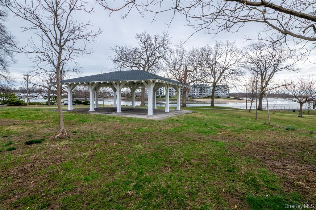 3 Harbor Lane # 3A, New Rochelle, NY 10805