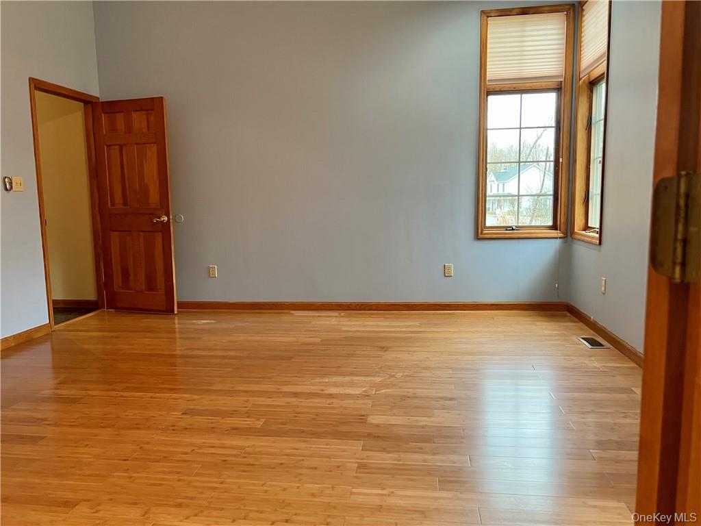 10 Carrington Court, Poughkeepsie, NY 12603