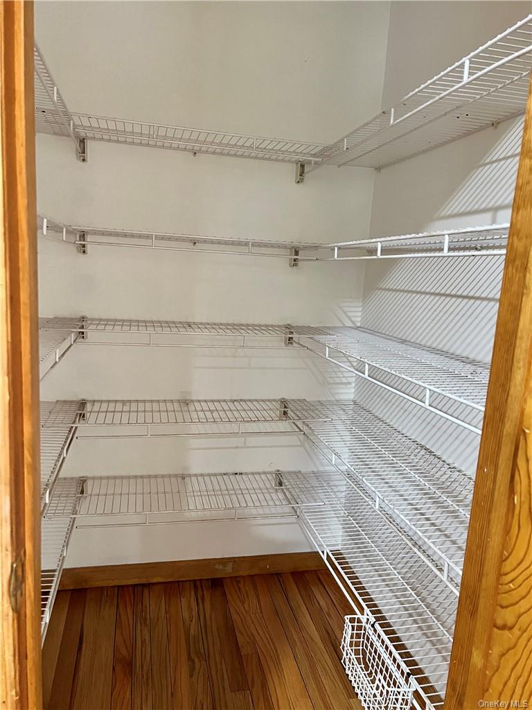 10 Carrington Court, Poughkeepsie, NY 12603