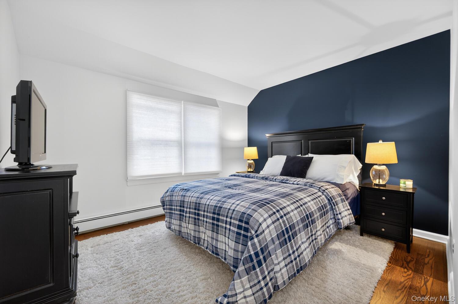 4 Colonial Court, Bay Shore, NY 11706