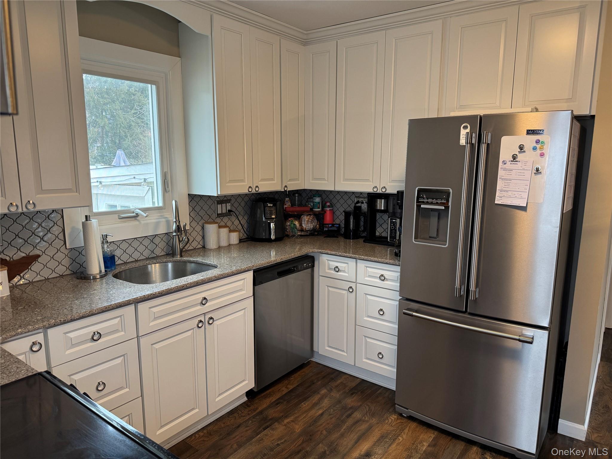 41 W 6th Street, Patchogue, NY 11772