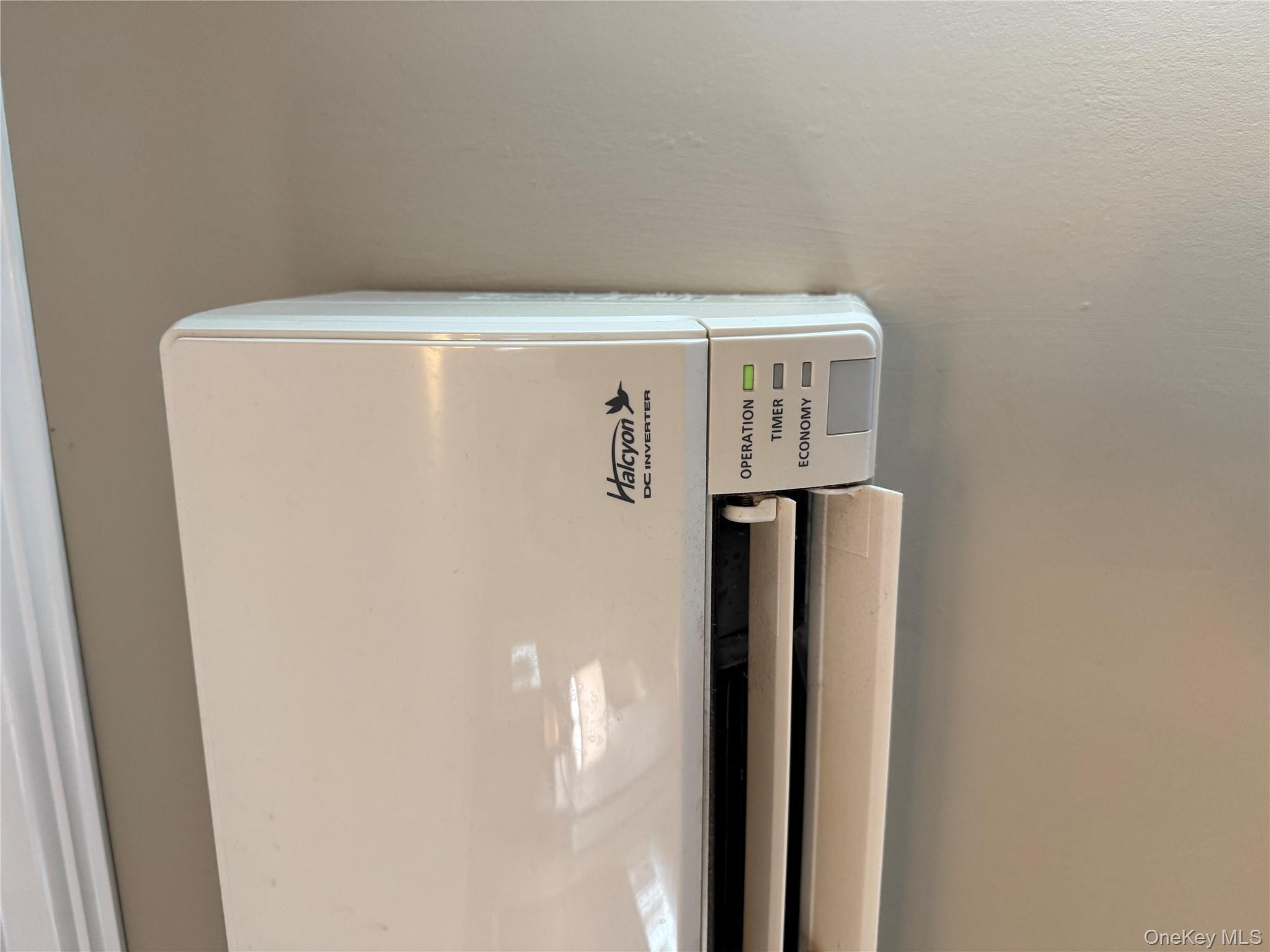 41 W 6th Street, Patchogue, NY 11772