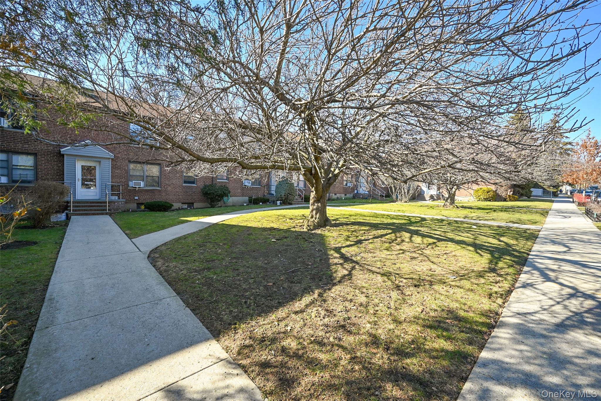 36-44 172 Street # 93, Flushing, NY 11358