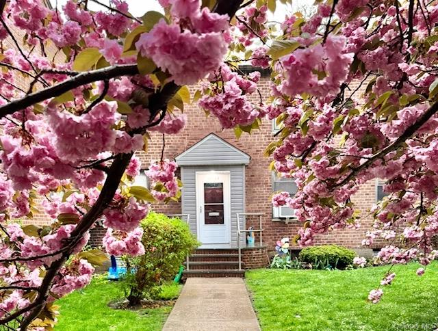 36-44 172 Street # 93, Flushing, NY 11358