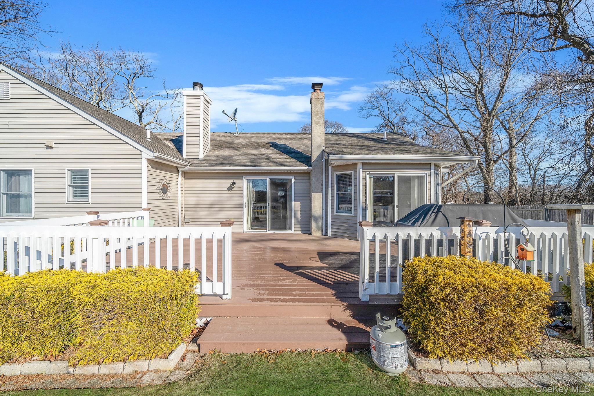 50 Violet Road, Rocky Point, NY 11778