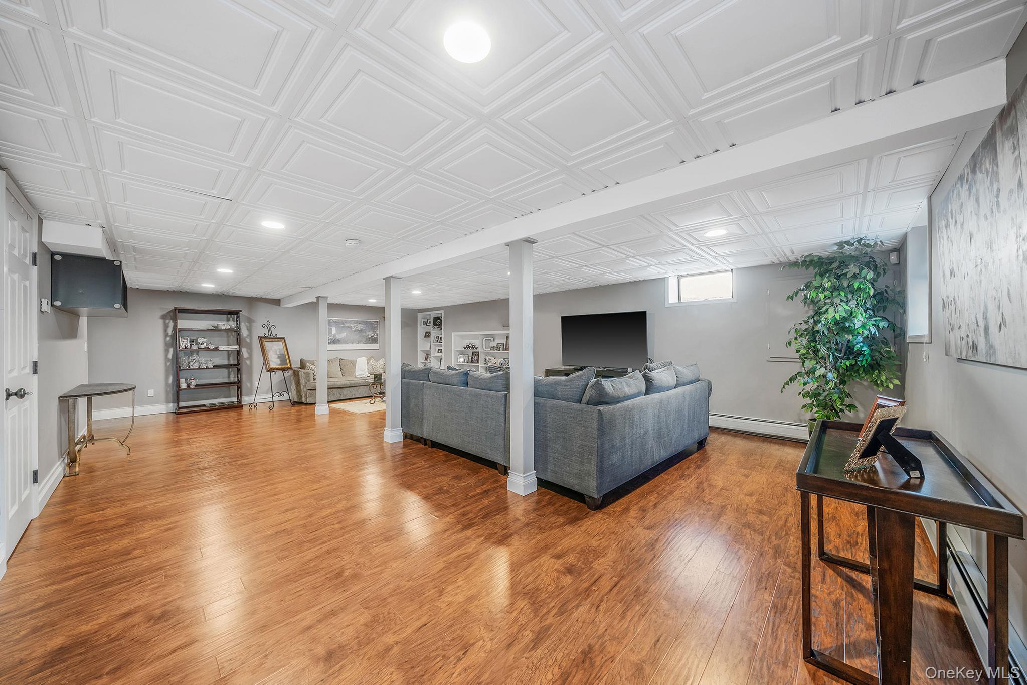 50 Violet Road, Rocky Point, NY 11778