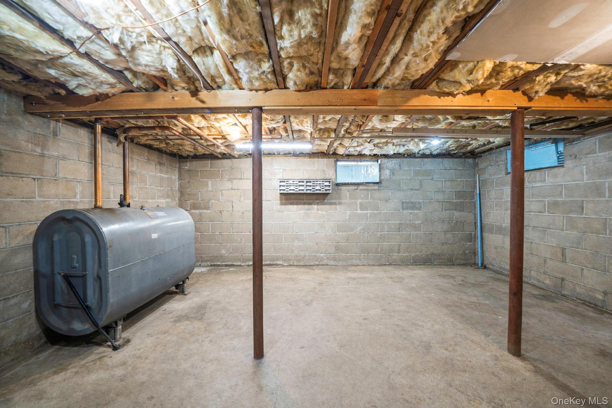 50 Violet Road, Rocky Point, NY 11778